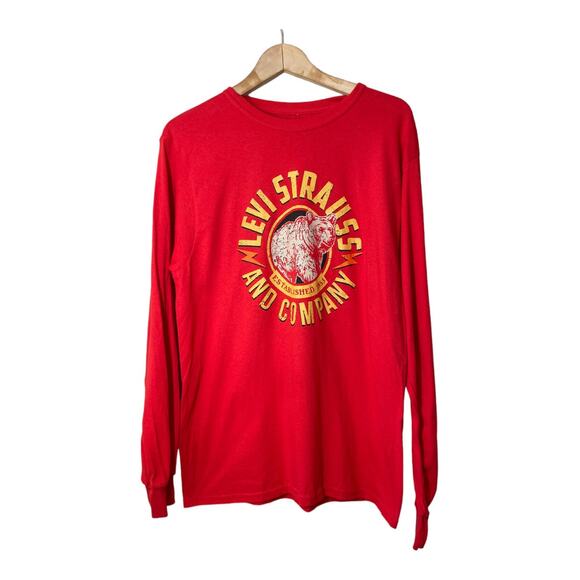 Levi’s Red Long Sleeve T-shirt Bear Graphic NWT Mens Medium - Picture 1 of 3